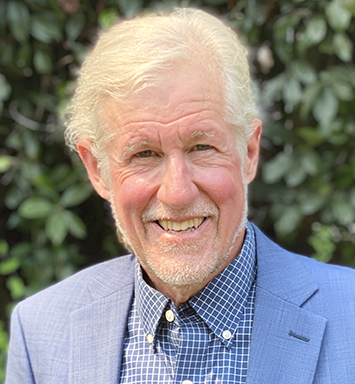 robert mains nyd headshot